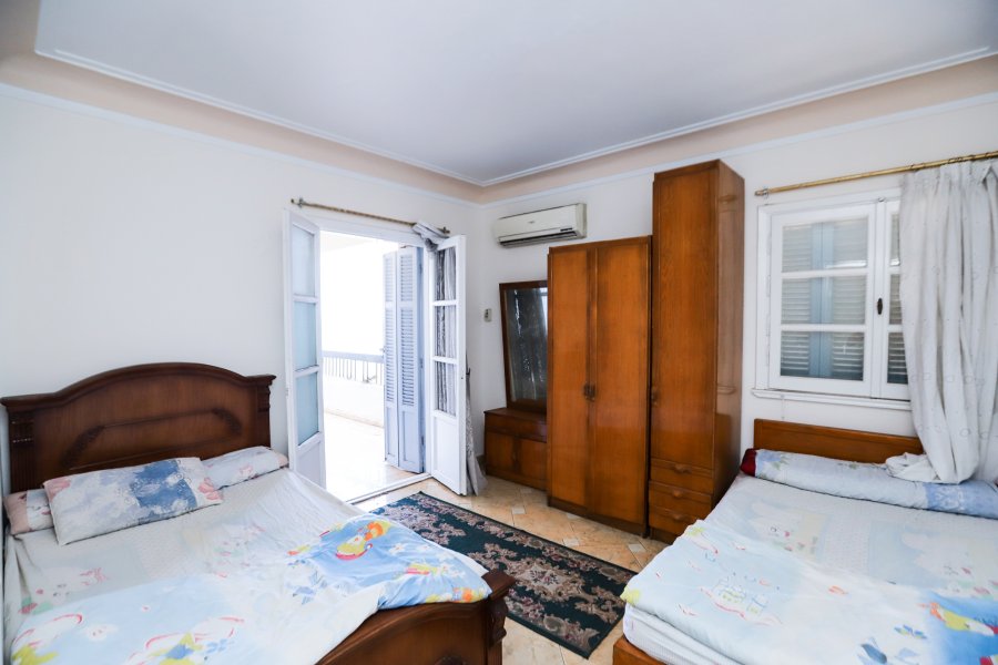 Apartment for Sale 169 M Miami (Directly on the sea)