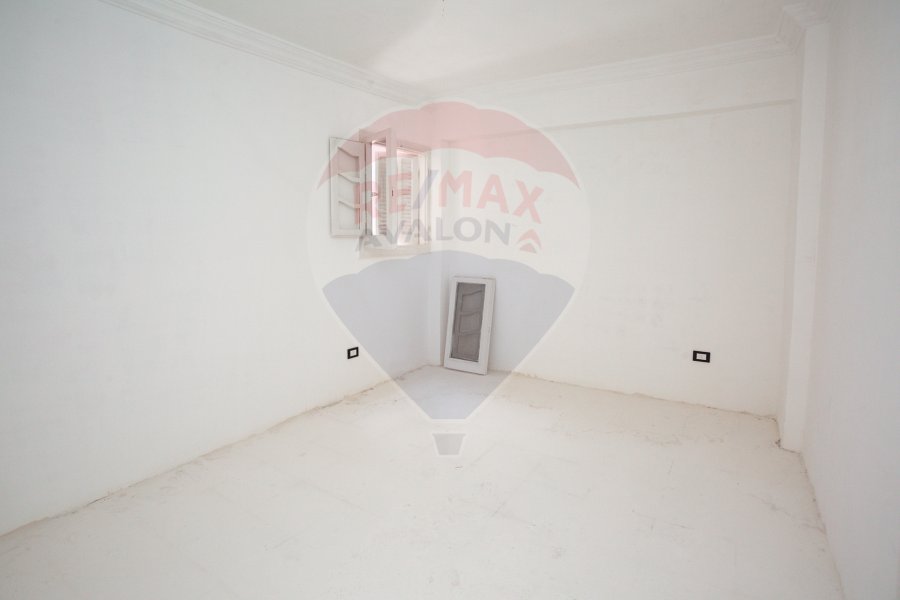 Apartment for sale 150 m Roushdy (Branched from Abdul Hamid Al-Abadi st)
