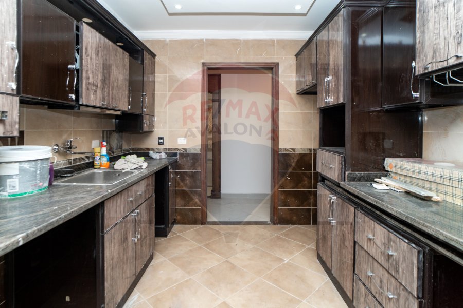 Apartment for rent 205 m Lauran (Eqbal St. - Steps from the sea)