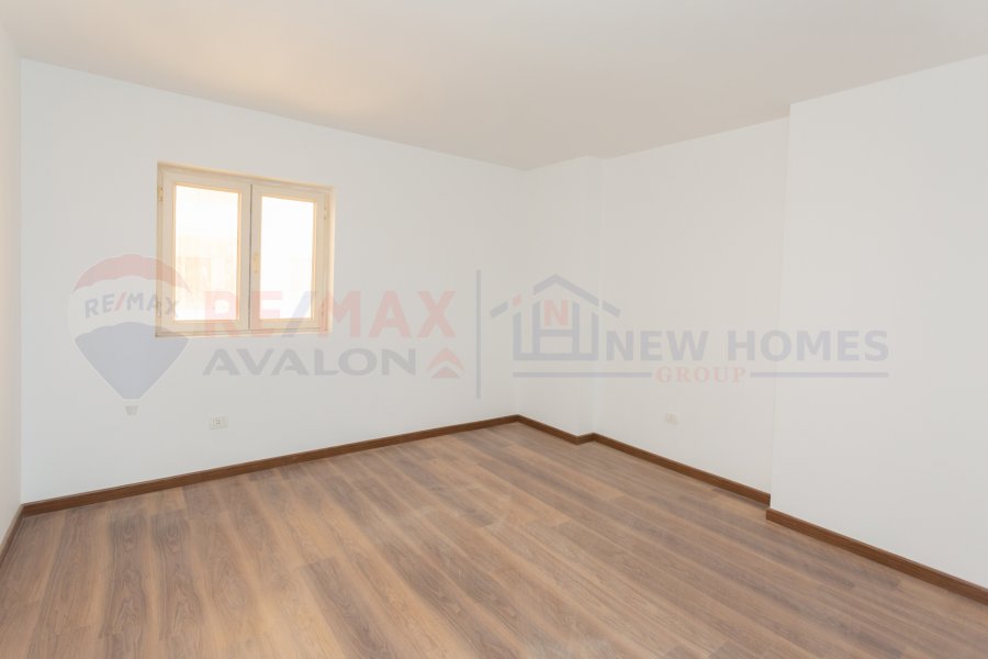 Apartment for sale 185 m New Smouha (Pharmicists towers)