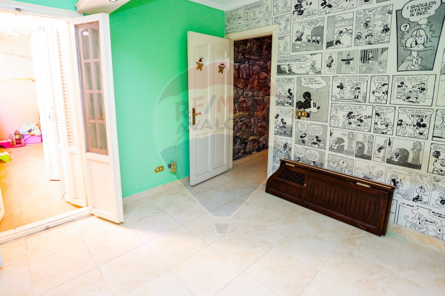 Apartment for sale 122 m Smouha ( Steps from Green Plaza )