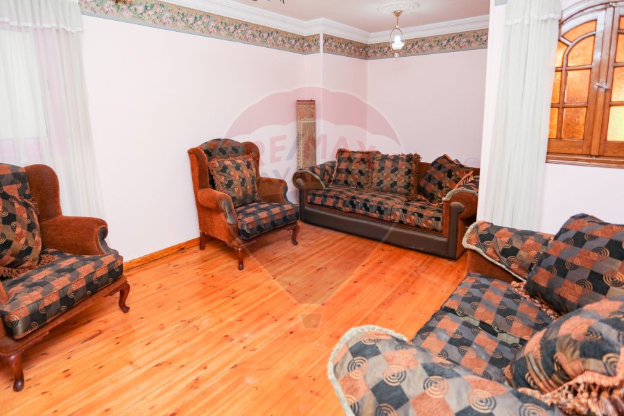 Apartment for sale 322 m Stanly (Directly on the sea)