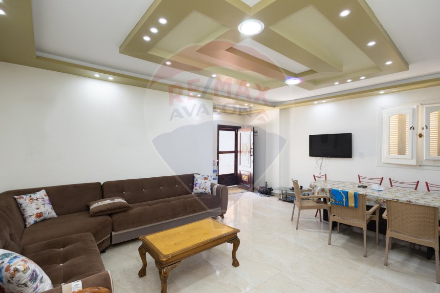 Twin house villa for sale (Horus and Golden Sands) 190m