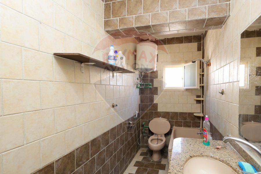 Apartment for sale 130 m Al-Mamoura Beach (Al-Nasr st.)