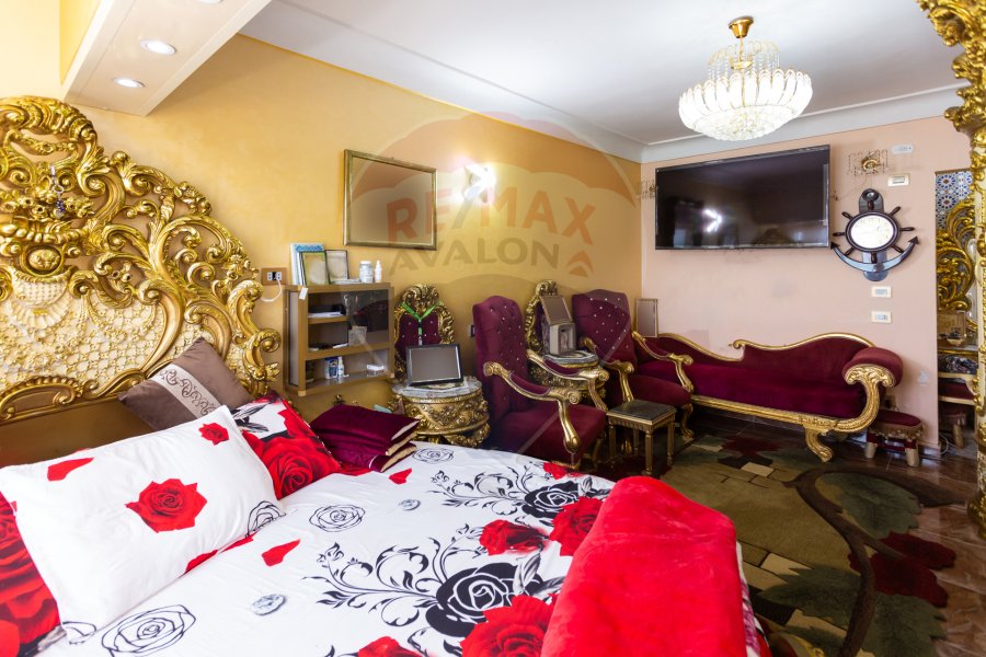 Apartment for sale 140 m Al-Assafra (Directly on the sea)