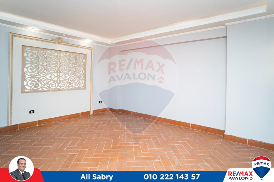 Apartment For rent 205 m Louran (El-Ekbal st.)