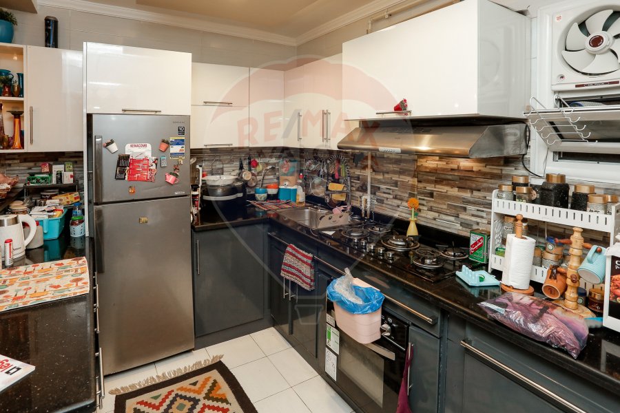 Apartment for sale 145 m Sidi Gaber (Al-Sayeda Amna St.)