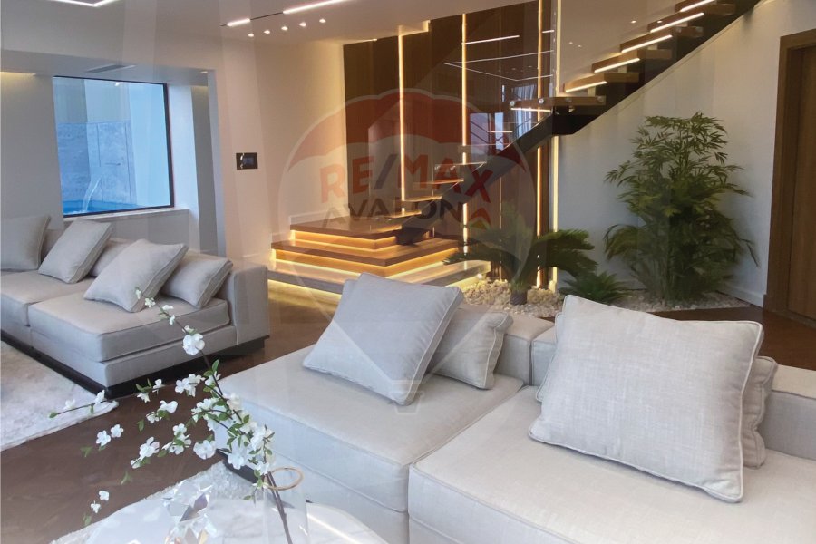 Villa for sale 272 m Smouha (SkyLine Compound)