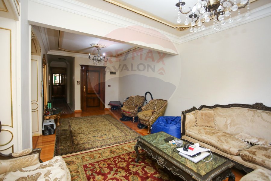 r sale 175 m Kafr Abdo (Mohamed Safwat St)