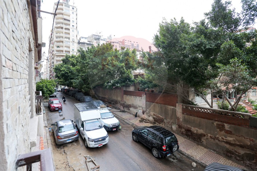 Apartment For Sale 90 m Sedi Bishr (Elesawy St.- Steps From The Sea)