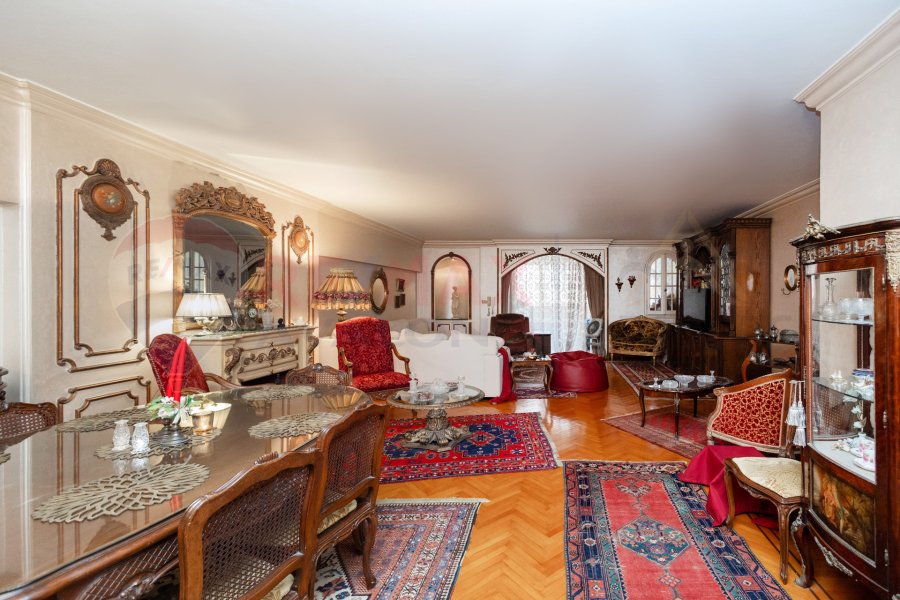 Apartment for sale 208 m Louran (Mohamed Ezz Al Arab St.)