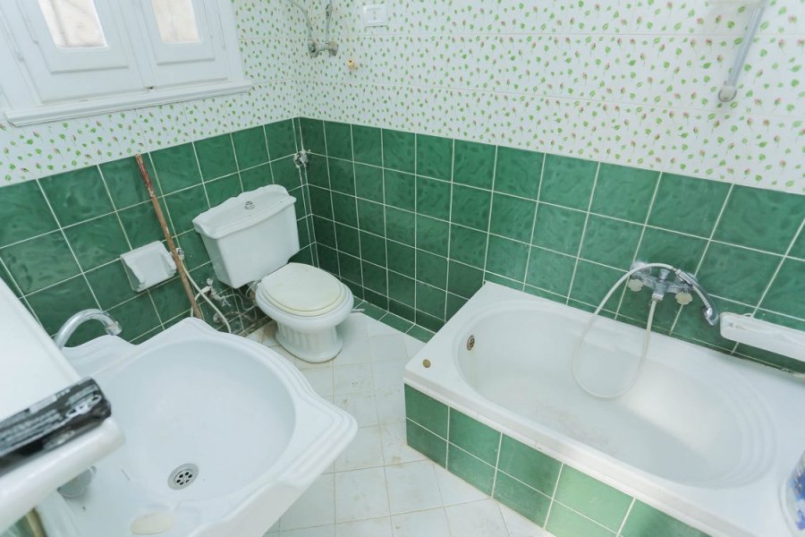 Licensed Villa for sale King Marriott (Qortoba Street)