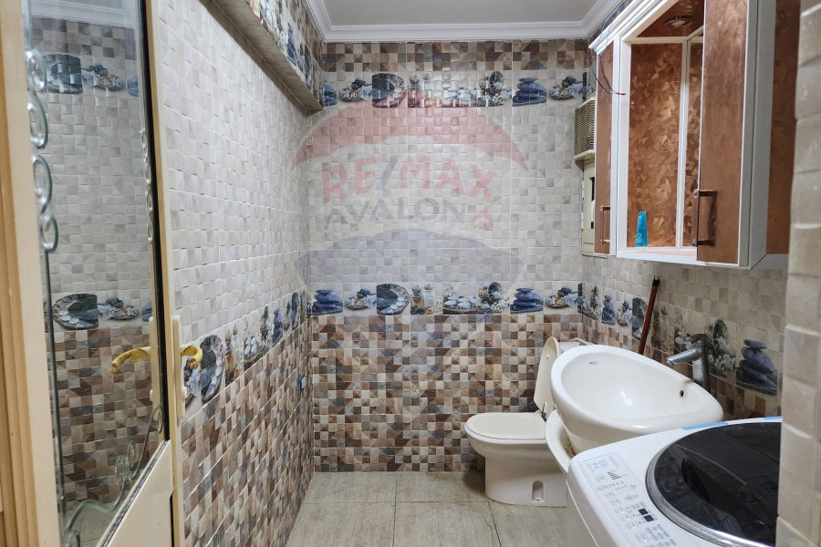 Licensed Apartment for sale 174 m Sidi beshr (El-Essawy main St.)