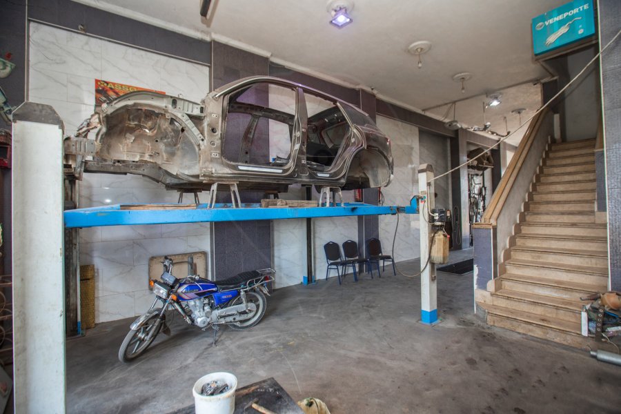 Car maintenance center for rent 200 m Abiss (interance abiss 2)