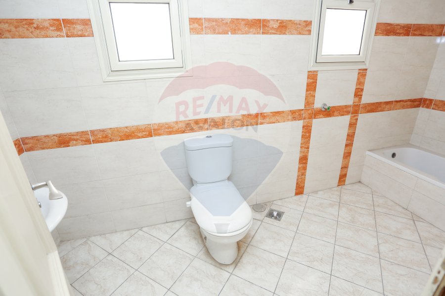 Apartment for rent 250 m Smouha (fawazy moaaz st - next to ali bn abi talb mousqu)