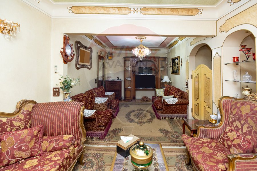 Apartment for sale 150 m Mostafa Kamil (steps from Abu Qer st.)