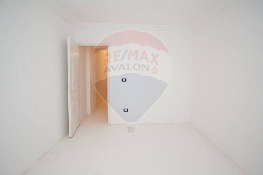 Apartment for sale 150 m Roushdy (Branched from Abdul Hamid Al-Abadi st)