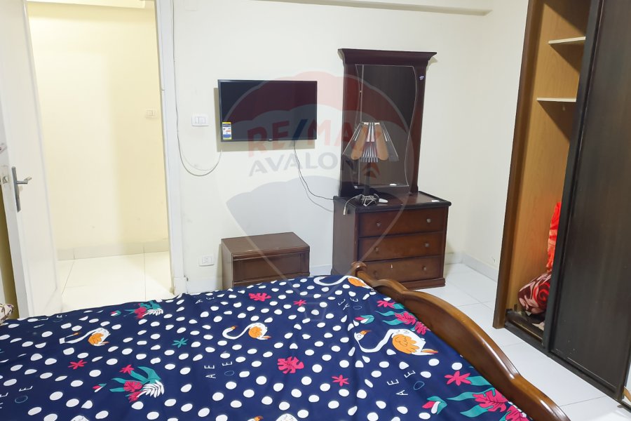 Apartment for rent 135 m Alasafra (Directly on the sea)