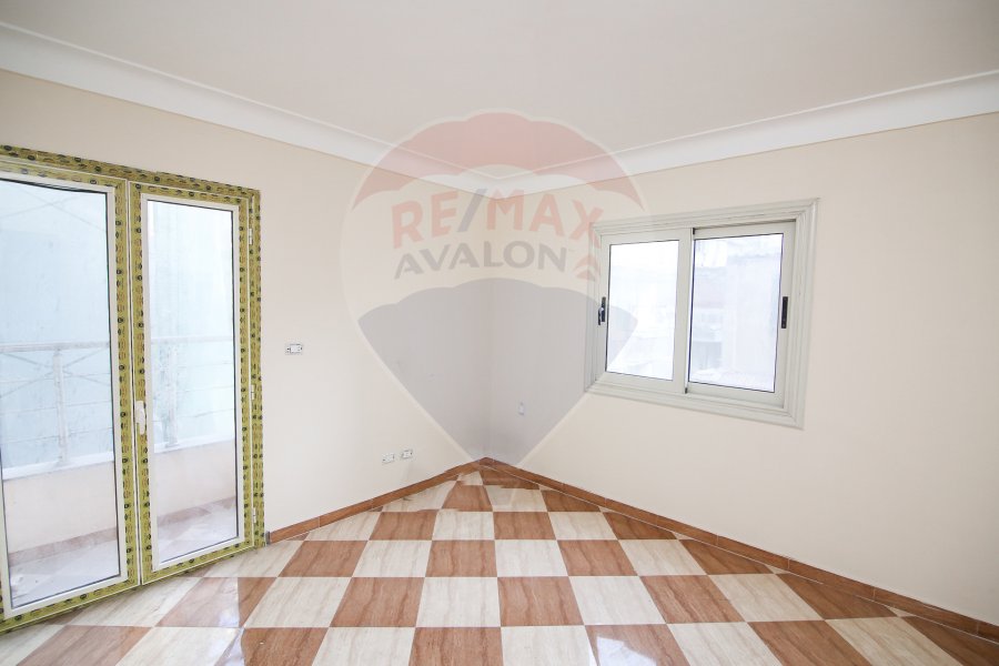 Apartment for sale 140 m Camp Caesar (El Geish Road - Brand Building)