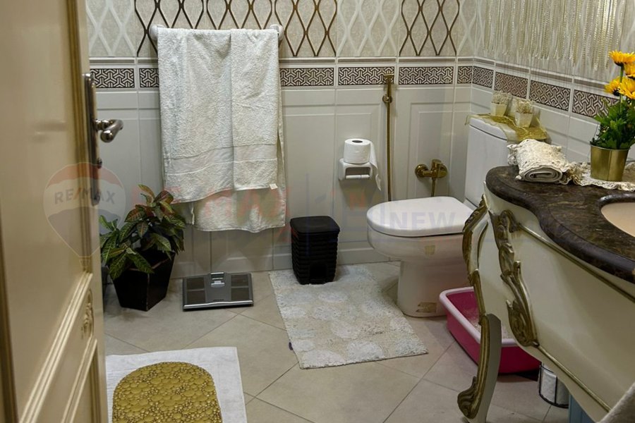 Apartment for sale 180 m Louran (Al-Iqbal St. directly on tram)
