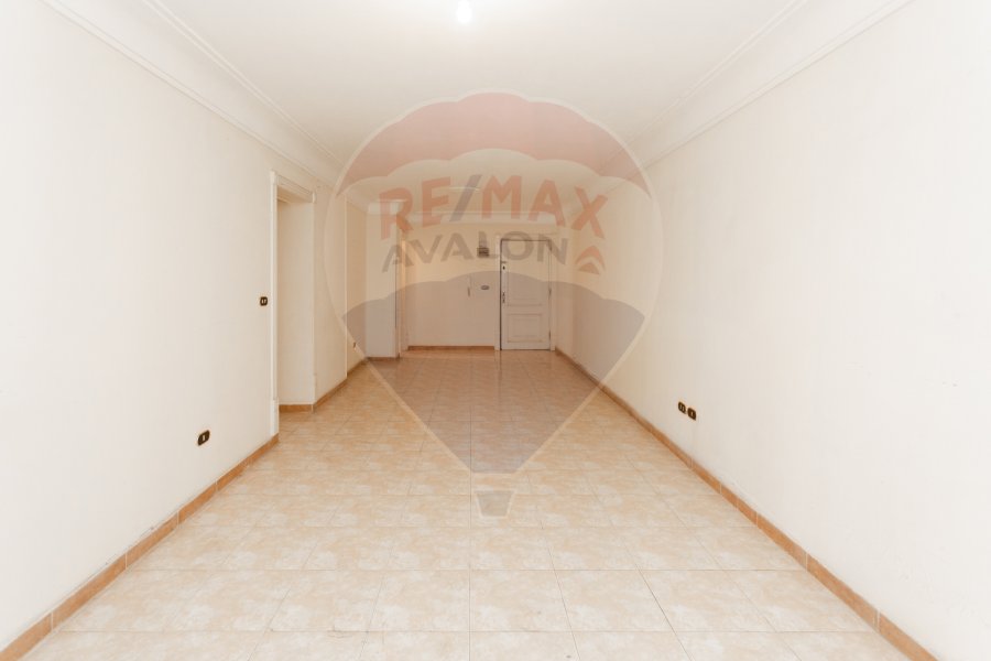 Apartment for sale 149 m Smouha (Al-Saraya Towers in front of Green Plaza)