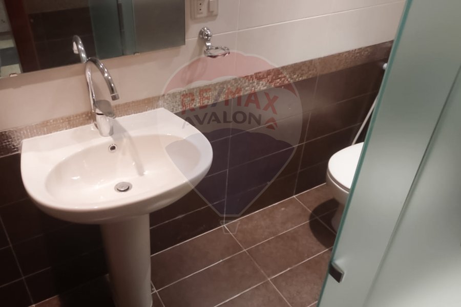 Administrative apartment for rent 80 m Bahri (Al-Gomrok)