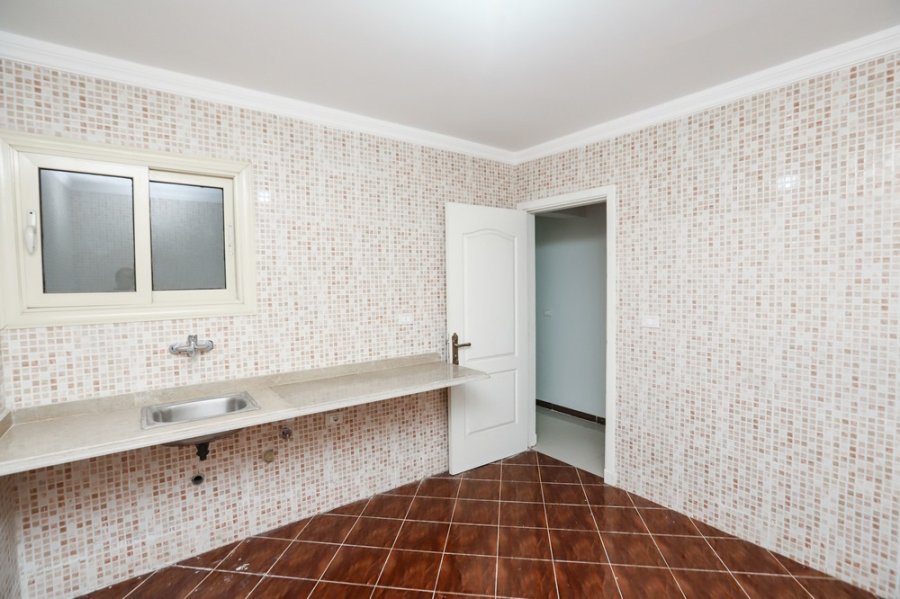 Apartment For Rent 178m El-Montazah