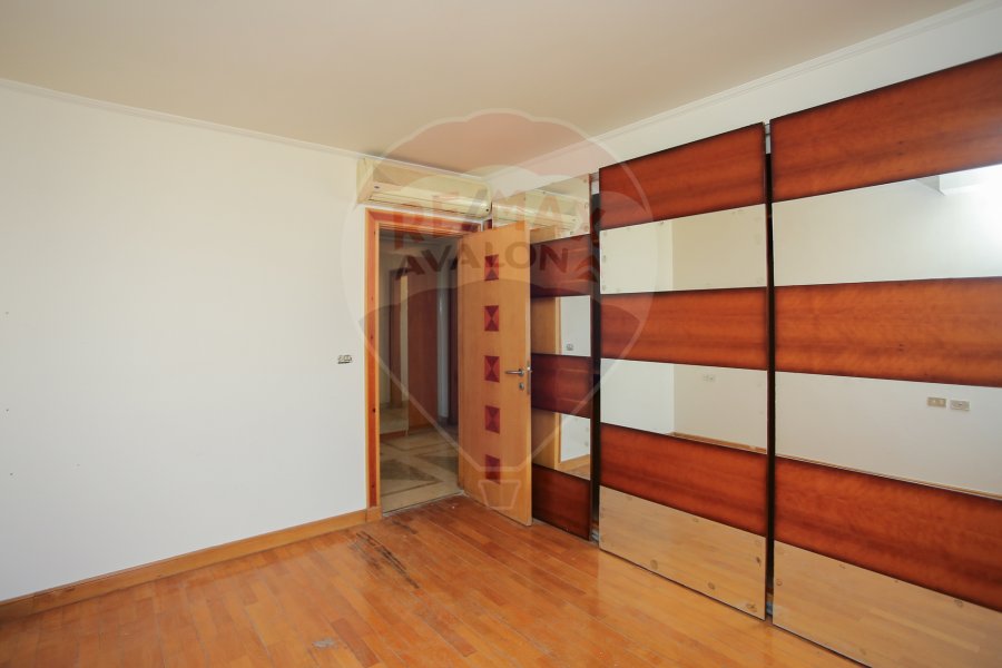 Apartment for sale 335 m Zezinia (directly on the sea)