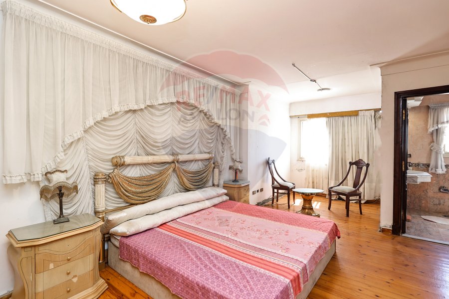 Apartment for rent furnished 244 m Saba Pasha (Seria Royal Plaza Towers)