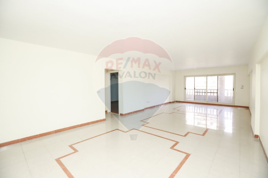 Apartment for sale 194 m Louran (Behind Mansour Palace)