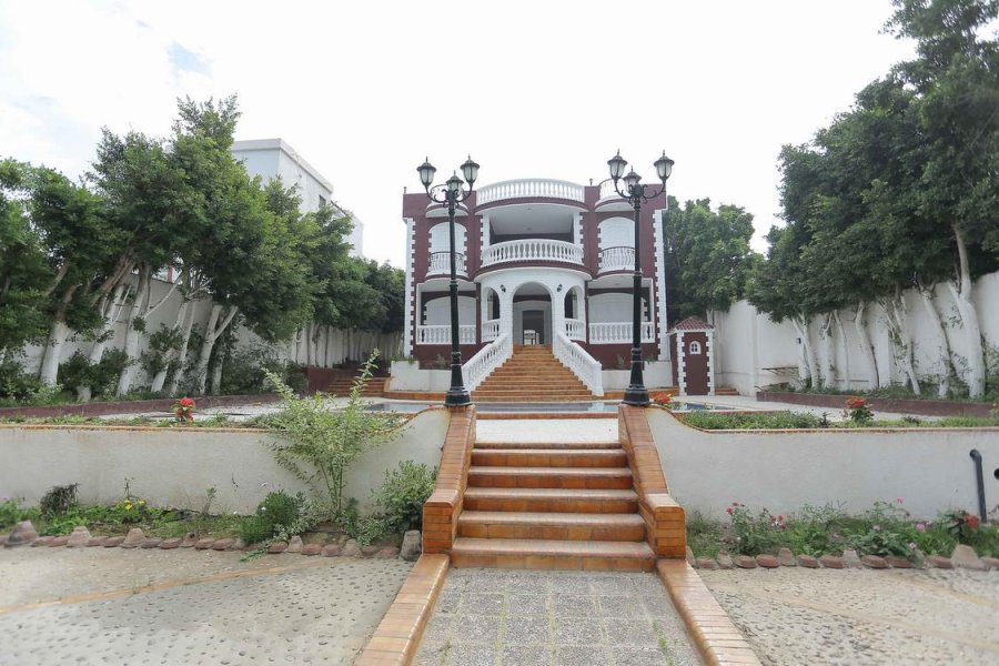 Licensed Villa for sale King Marriott (Qortoba Street)