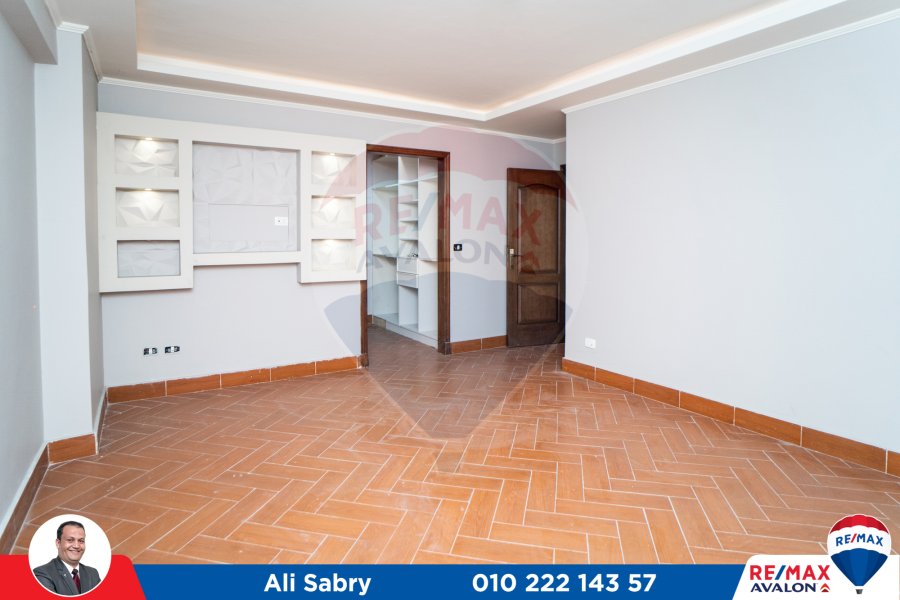Apartment For rent 205 m Louran (El-Ekbal st.)