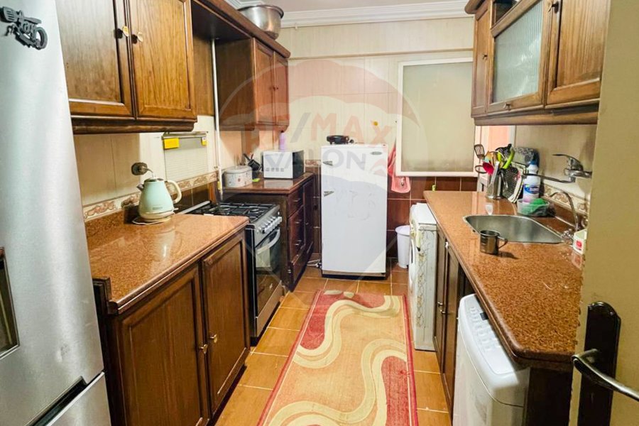 شقة للبيع 200 م سموحة (جراند فيل)