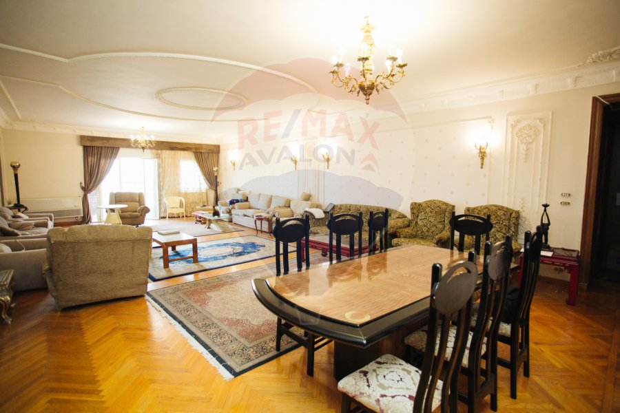 Apartment for sale 243 m Smouha (Bahaa Al-Din Elghatory St)