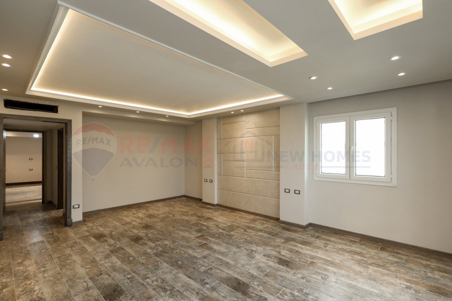 Stand alone villa for sale North Coast (Marseilia Beach 4 - Sidi Abdelrahman) 900 m