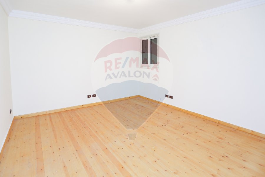 Apartment For Sale 245 m Roushdy (Abd Elhameed Elabbady St.)