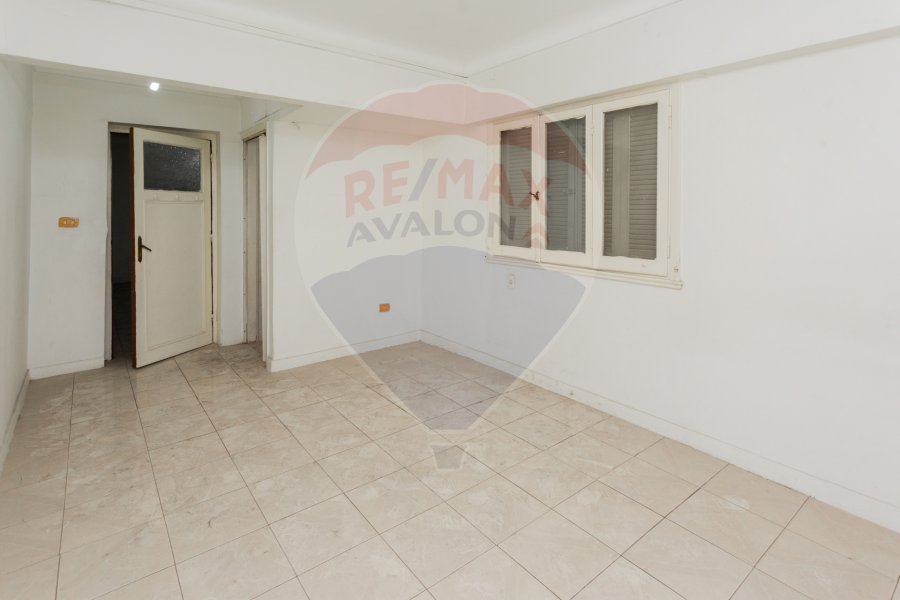 Apartment for sale 160m Miami (Gamal Abdel Nasser Street - in front of the Naval Academy)
