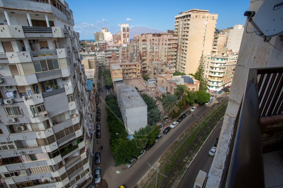 Apartment for sale 170 m Saba Basha (directly on the tram)
