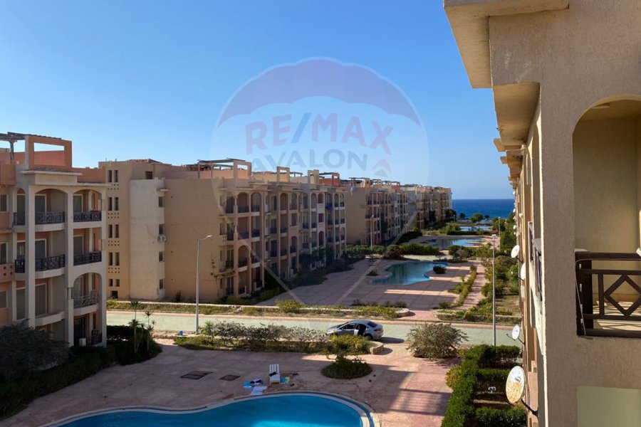 Chalet with roof for sale (Emirates Heights) Ras El-Hekma 100 m