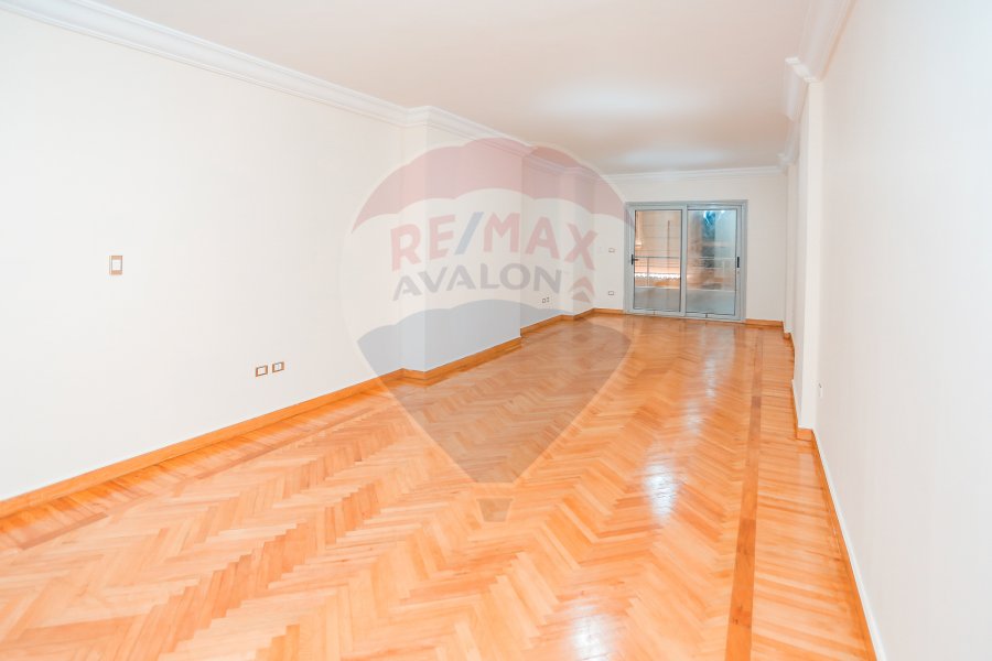 Apartment for sale 195 m Stanley (Abdel Aziz Fahmy Street)