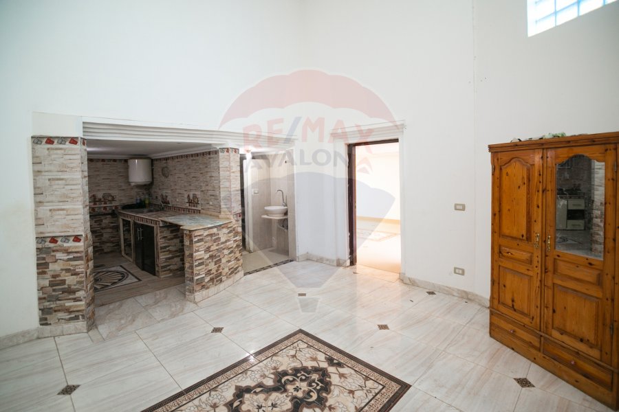 Villa for sale 375 m Muharram Bek (villa district - next to Palm Hills)