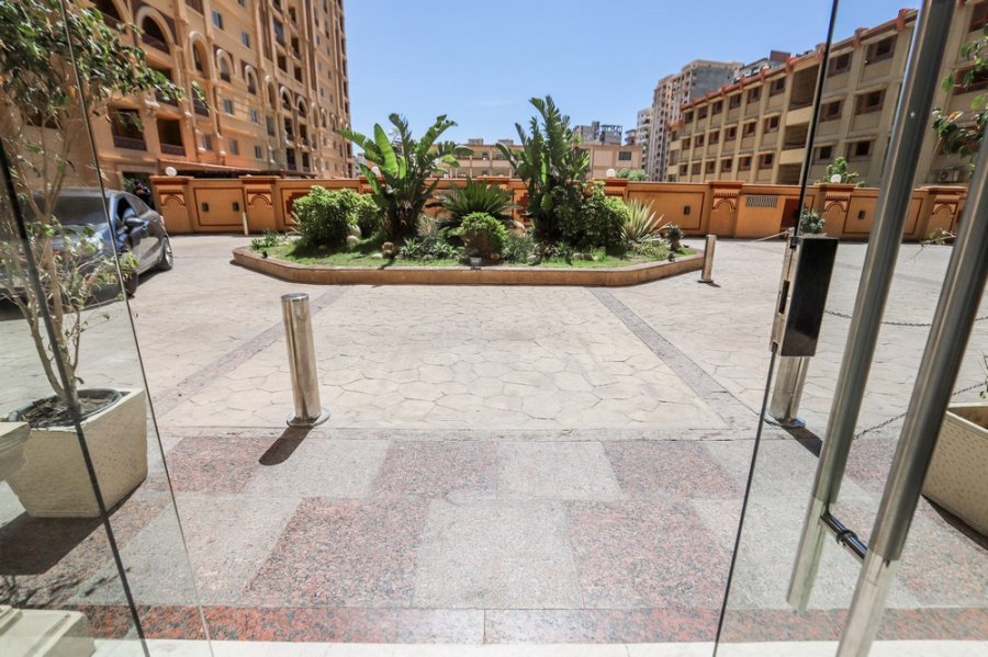 Apartment For Rent 178m El-Montazah
