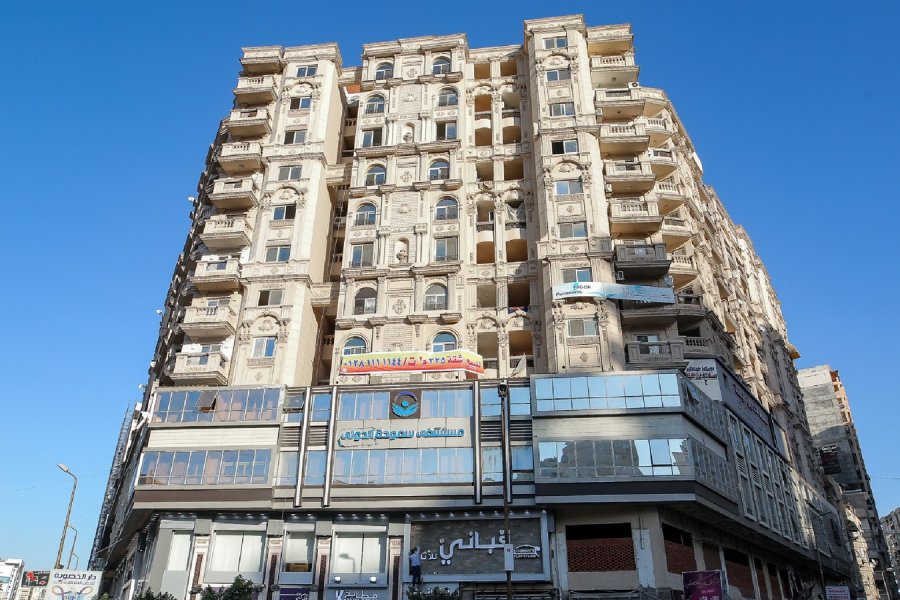 شقة للبيع 195م سموحة (ش فوزي معاذ)