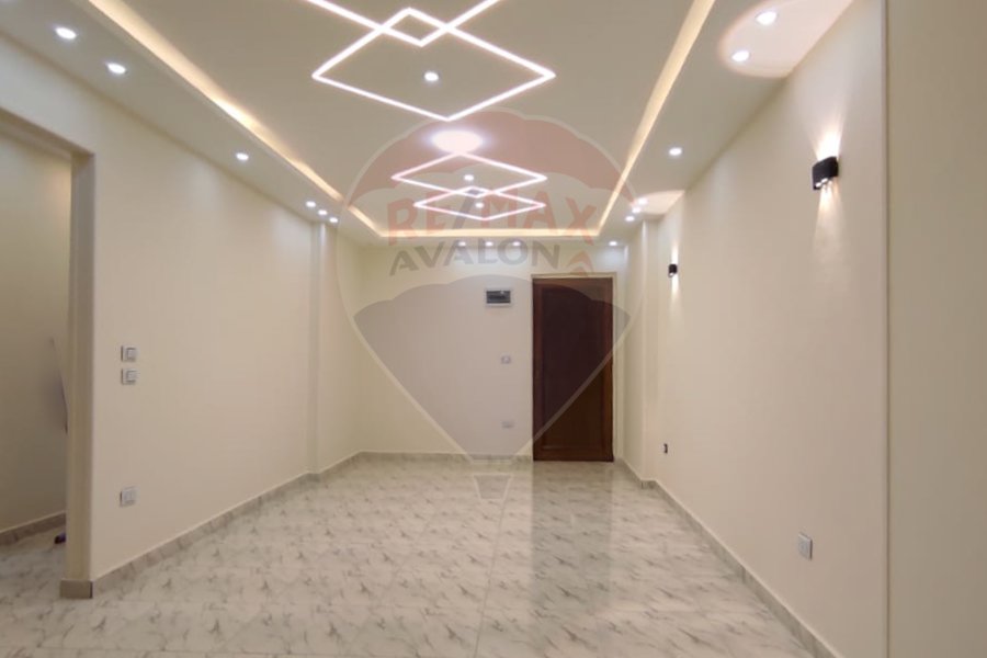 Apartment for sale 120 m Al Asfra (steps to the sea)