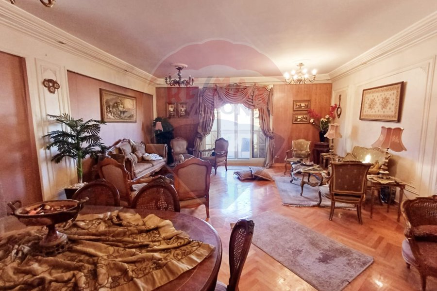Apartment for sale 188 m Smouha (Bahaa El-Din Al-Ghatouri St.)