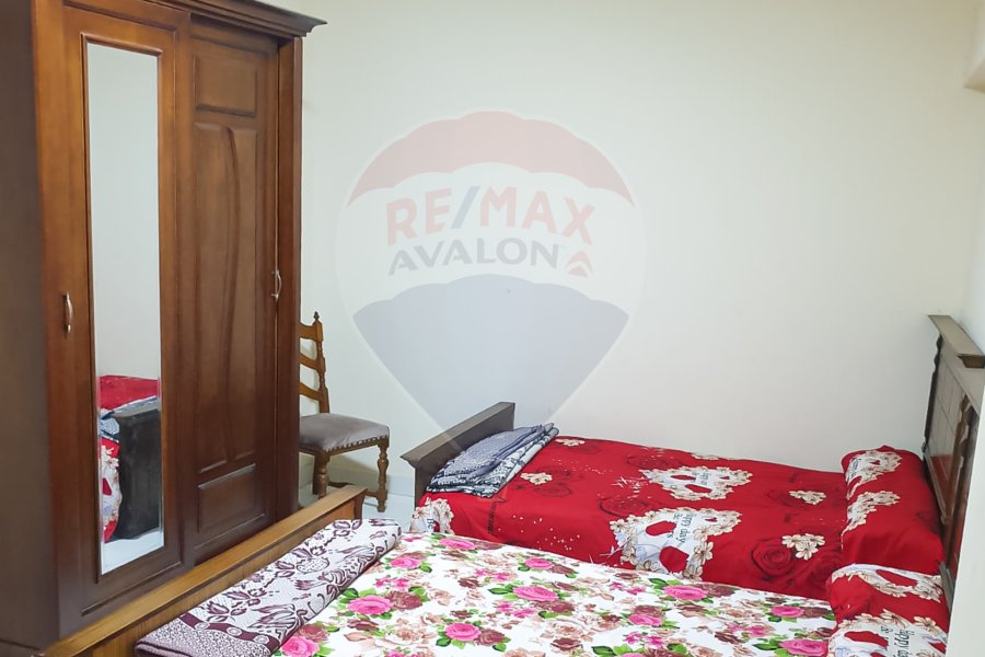Apartment for rent 135 m Alasafra (Directly on the sea)