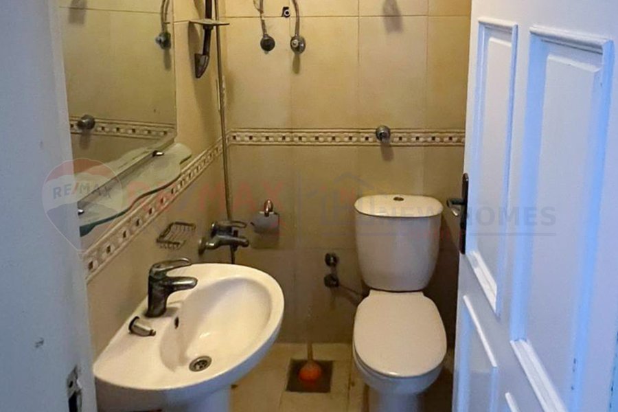 Apartment for sale 285 m Gianaclis (Mohamed Pasha Mohsen St.)