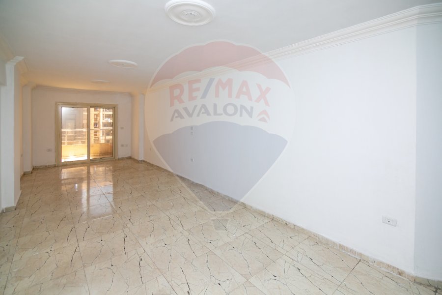 Apartment for sale 150 m Louran (The second number of Abu Qir St.)