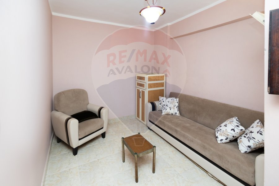 Apartment for sale 75 m Janaklis (Branched from Zou Al Fekar St)