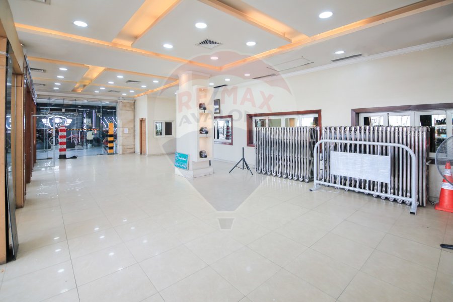 Administrative + commercial shops for rent 2,700 m Al Matar (Agriculture Rd)